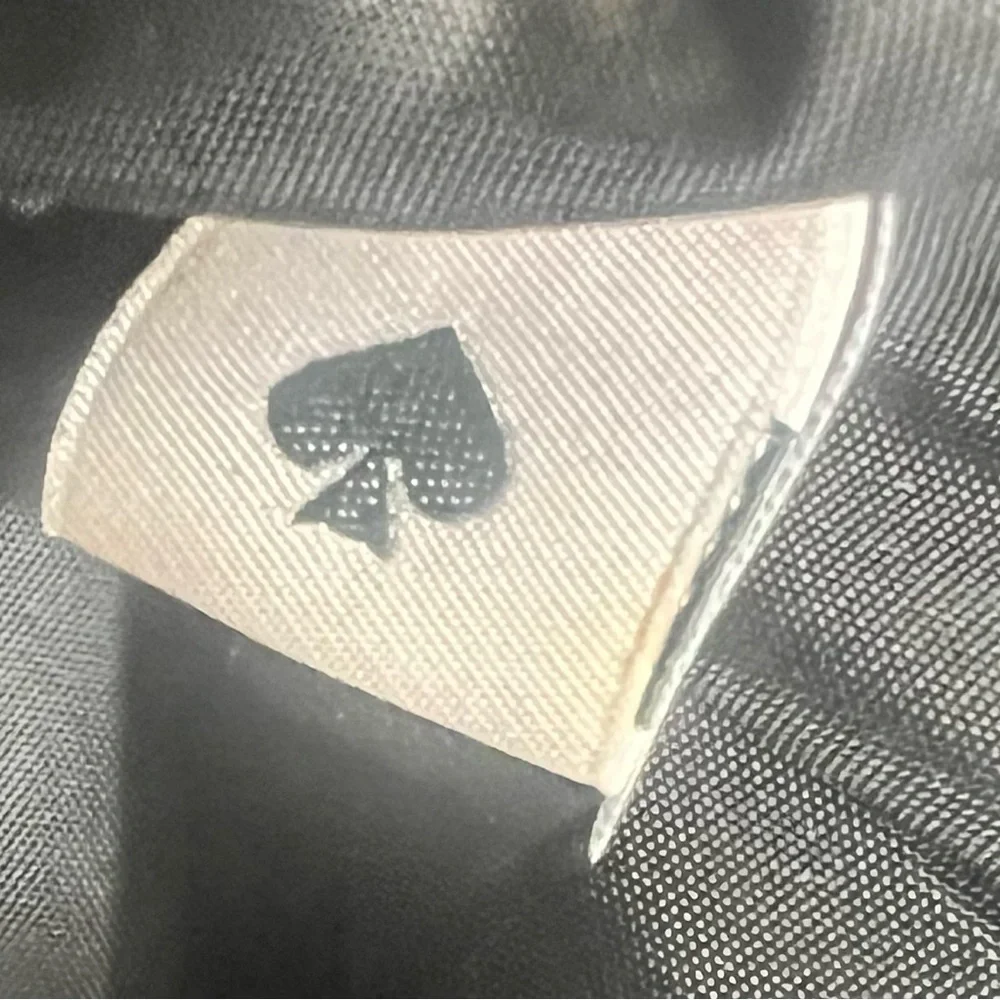 Kate Spade Lola Glitter Black Small Dome Gold Zip Cosmetic Toiletry Case Bag - Picture 8 of 9